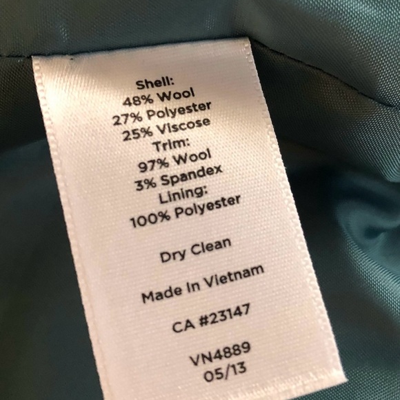 Talbots wool blazer - Picture 3 of 3